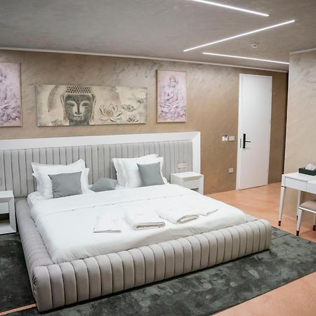 Hotel Pernoca Durres Ngoại thất bức ảnh