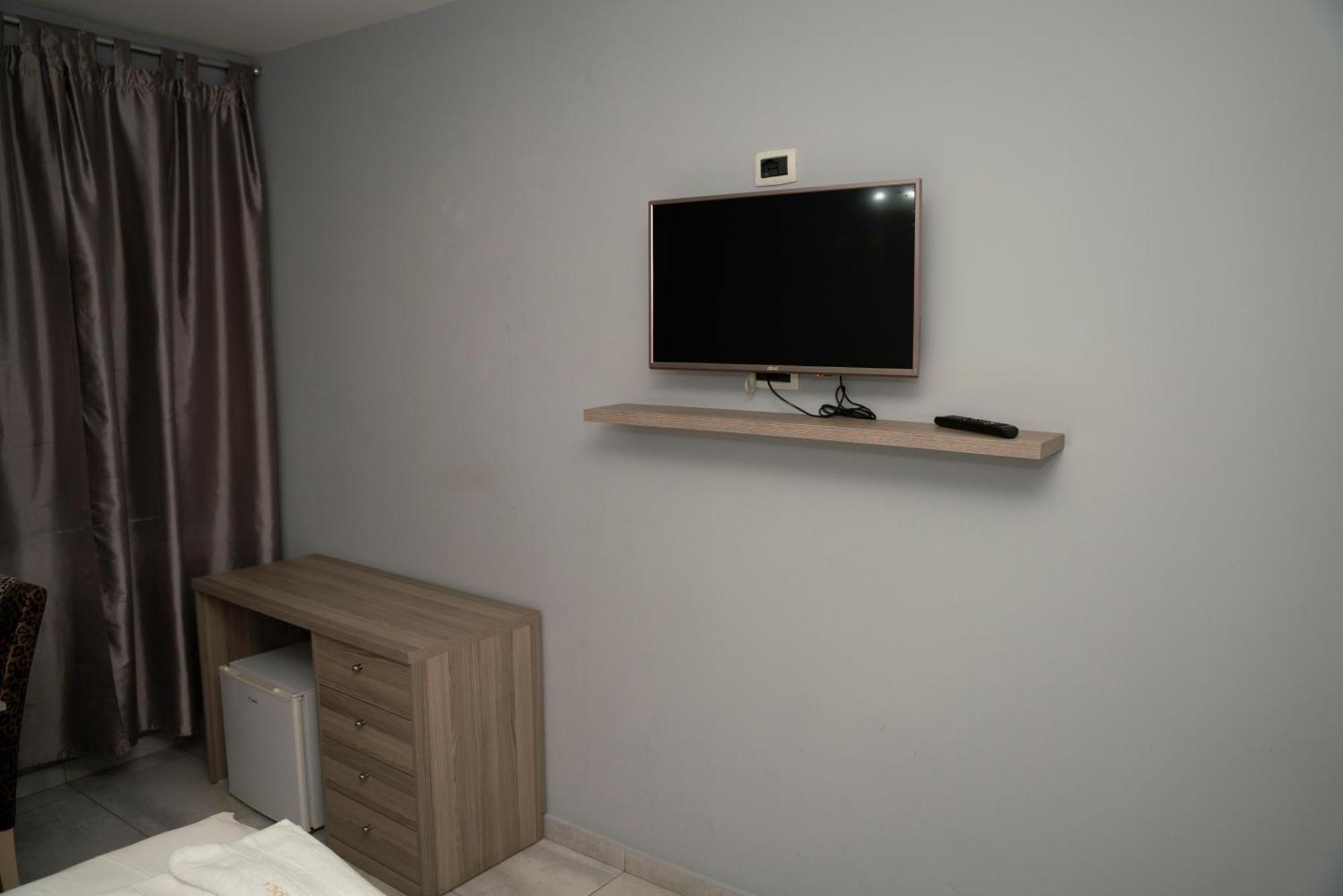 Hotel Pernoca Durres Ngoại thất bức ảnh
